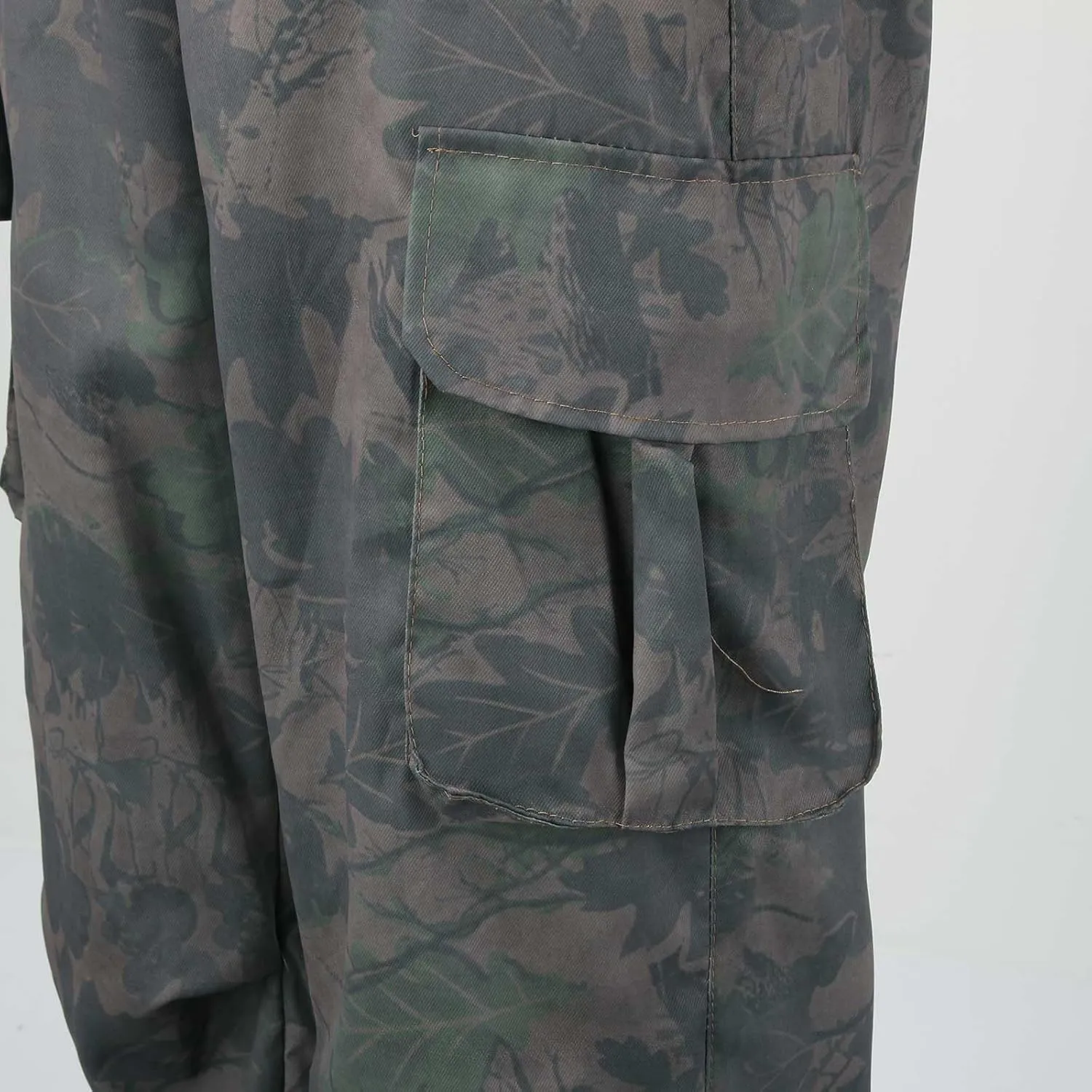 Mens Elastic Waist Camo Cargo Pants Multi Pocket Cargo Outdoor Hiking Jogger Work Pants for Men