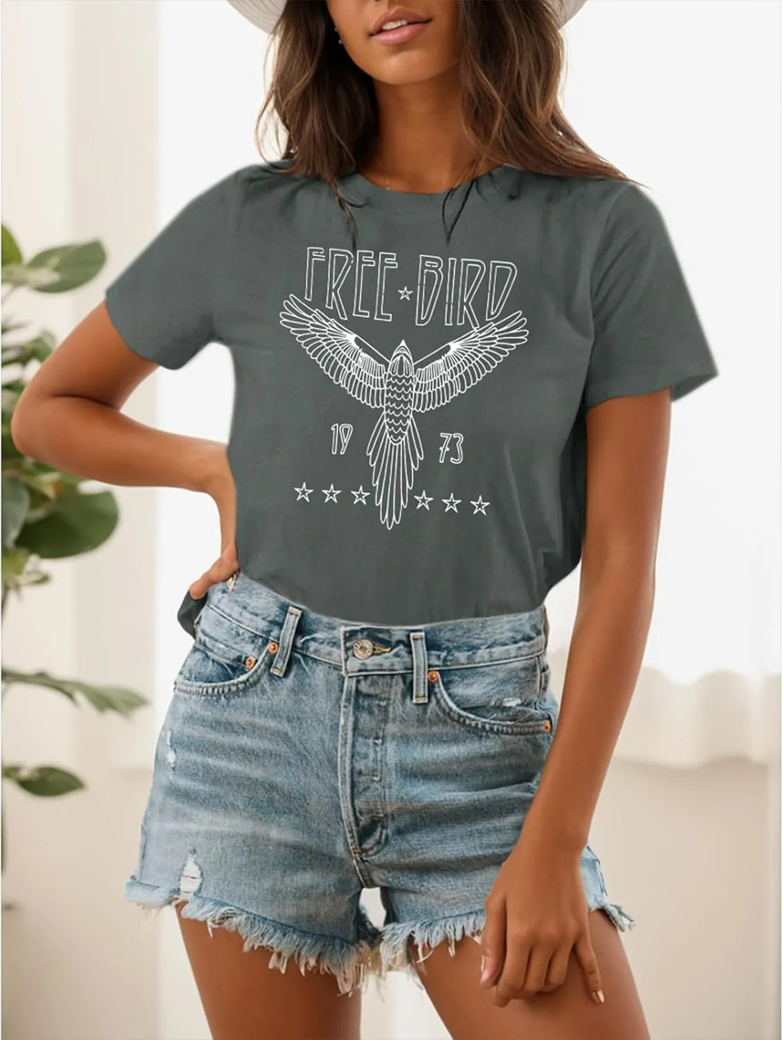 Rock Band Vintage T Shirts for Women Eagle Graphic Tees Retro Bird Country Concert Music Shirt Cotton Summer Tops