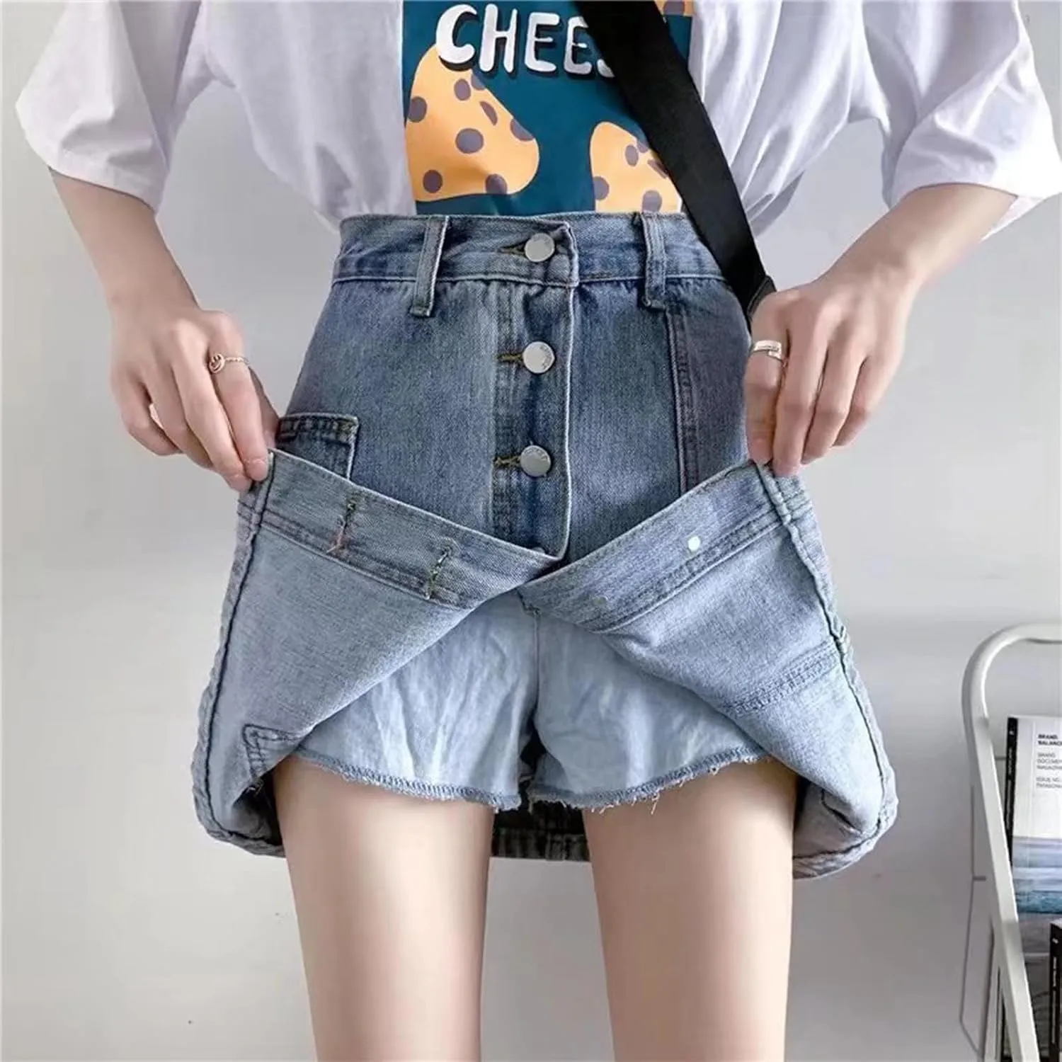 Women's Denim Shorts High Waisted Irregular Design A Line Skorts Shorts Wide Leg Slim Fit Baggy Jeans Shorts with Pockets